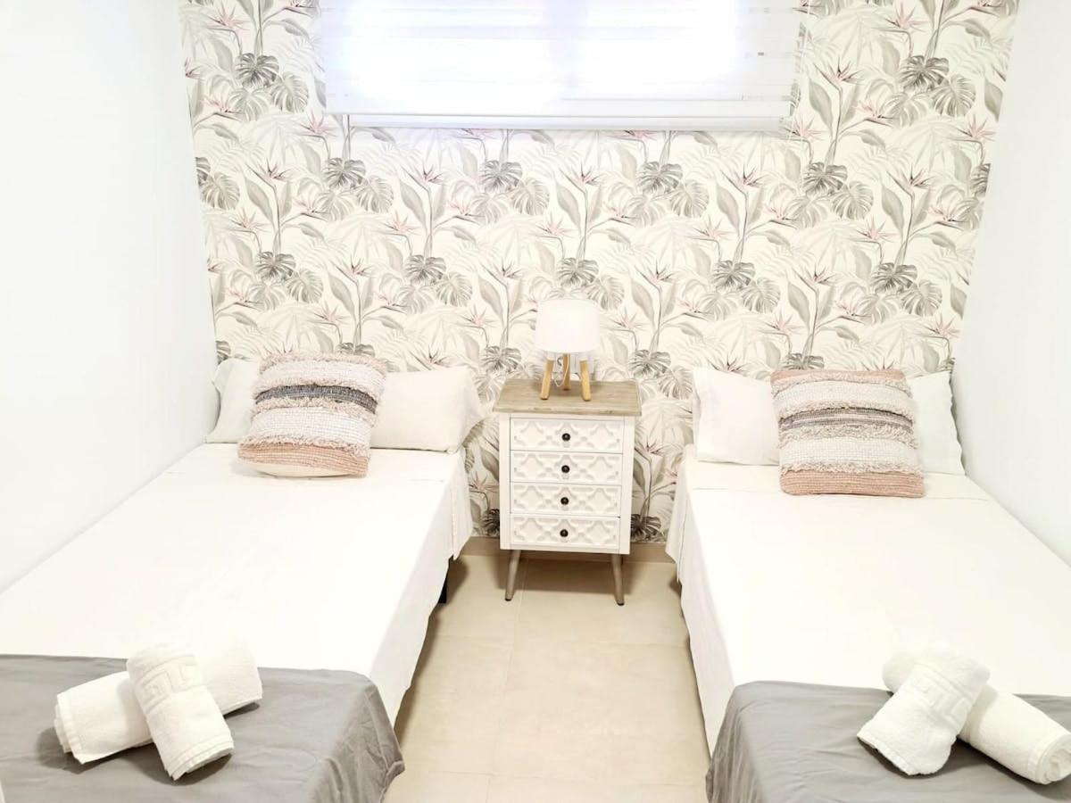 Apartamento Moderno Y Con Estilo En La Carihuela Торремолинос Экстерьер фото